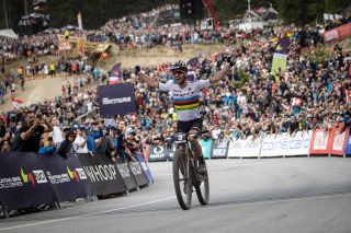 Nino Schurter wins UCI Mountain Bike World Series round two in Lenzerheide 